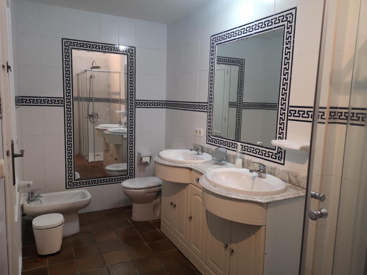 Toni'S Apartament Menorca Кала-ен-Бош Екстер'єр фото