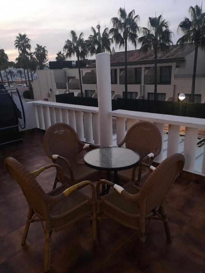 Toni'S Apartament Menorca Кала-ен-Бош Екстер'єр фото
